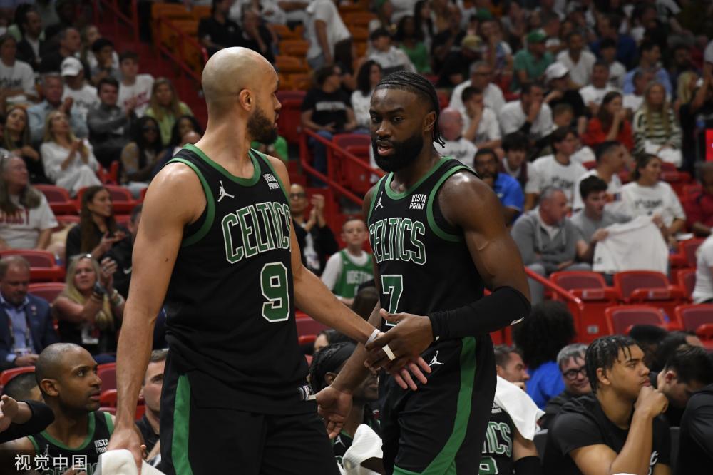 项目团队选 项目团队选