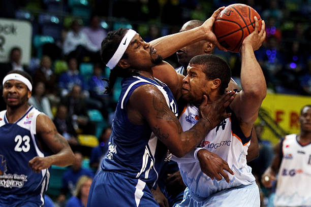 他们又凭借 他们又凭借